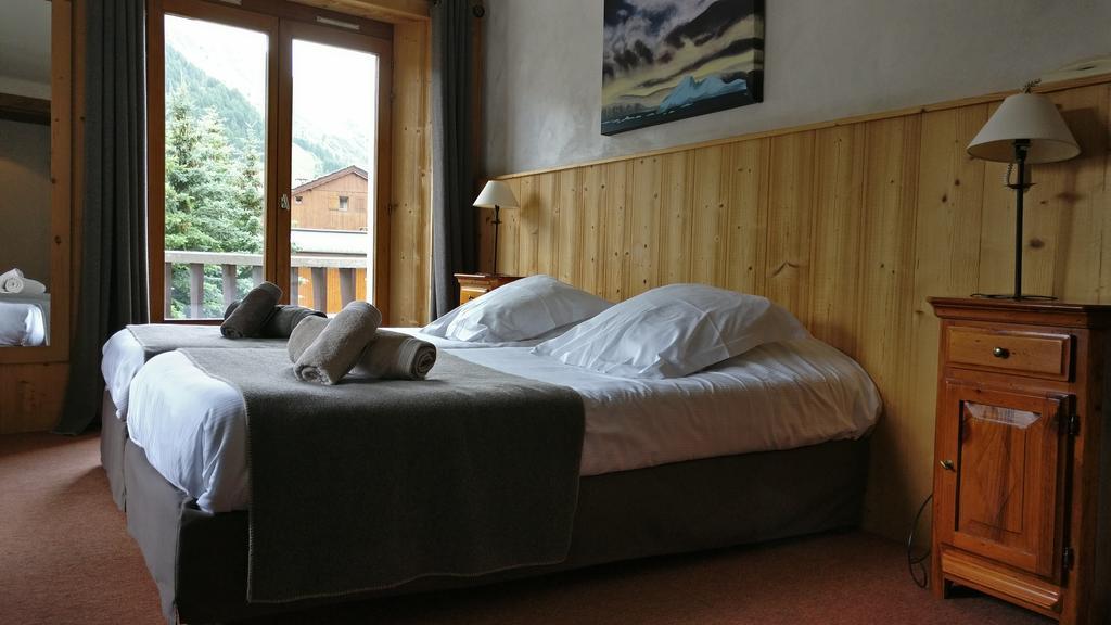 Hotel Bellier วาลดีแซร์ ภายนอก รูปภาพ