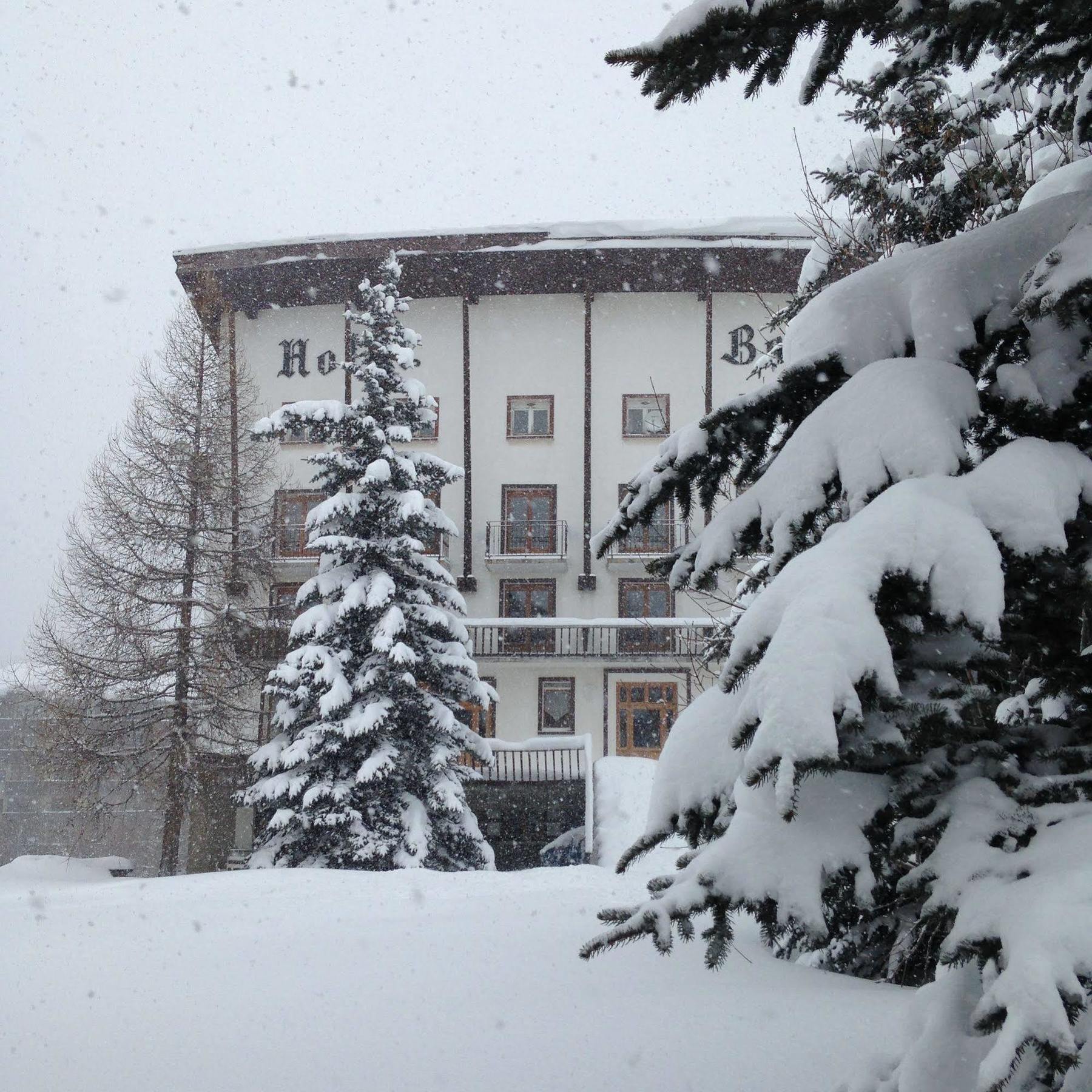 Hotel Bellier วาลดีแซร์ ภายนอก รูปภาพ