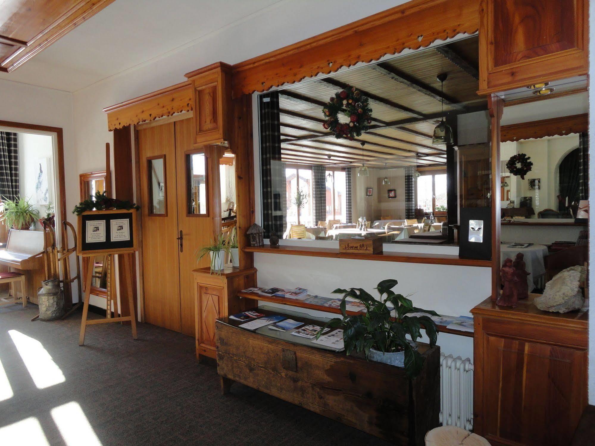 Hotel Bellier วาลดีแซร์ ภายนอก รูปภาพ